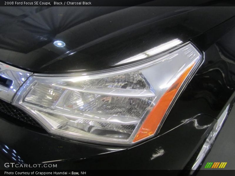 Black / Charcoal Black 2008 Ford Focus SE Coupe