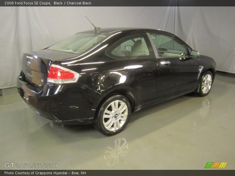Black / Charcoal Black 2008 Ford Focus SE Coupe