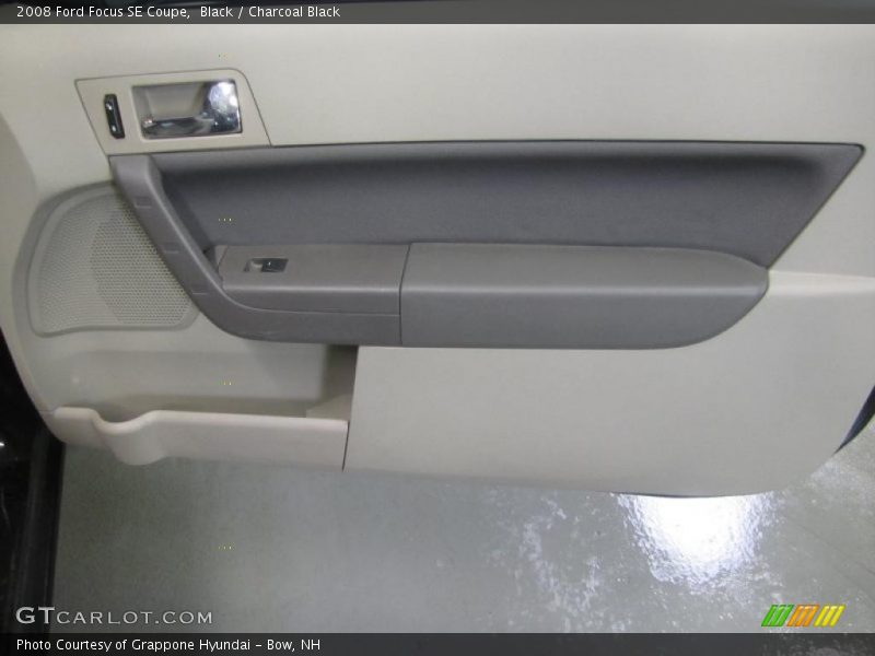 Black / Charcoal Black 2008 Ford Focus SE Coupe