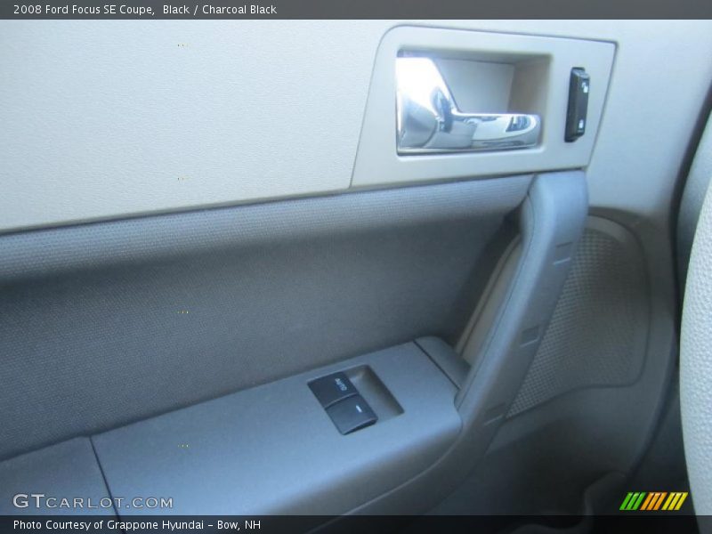 Black / Charcoal Black 2008 Ford Focus SE Coupe