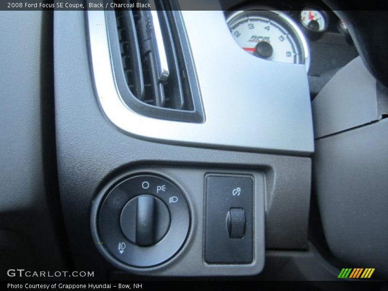 Black / Charcoal Black 2008 Ford Focus SE Coupe