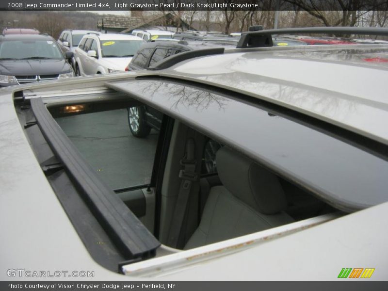 Light Graystone Pearl / Dark Khaki/Light Graystone 2008 Jeep Commander Limited 4x4