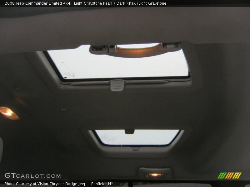 Light Graystone Pearl / Dark Khaki/Light Graystone 2008 Jeep Commander Limited 4x4