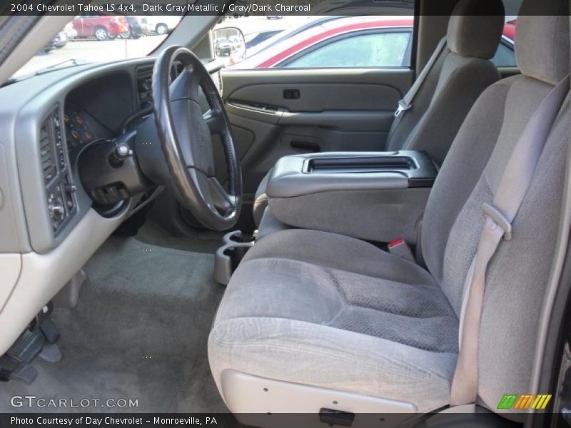 Dark Gray Metallic / Gray/Dark Charcoal 2004 Chevrolet Tahoe LS 4x4