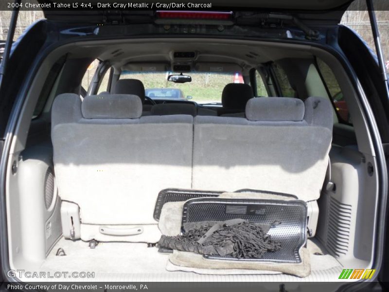 Dark Gray Metallic / Gray/Dark Charcoal 2004 Chevrolet Tahoe LS 4x4