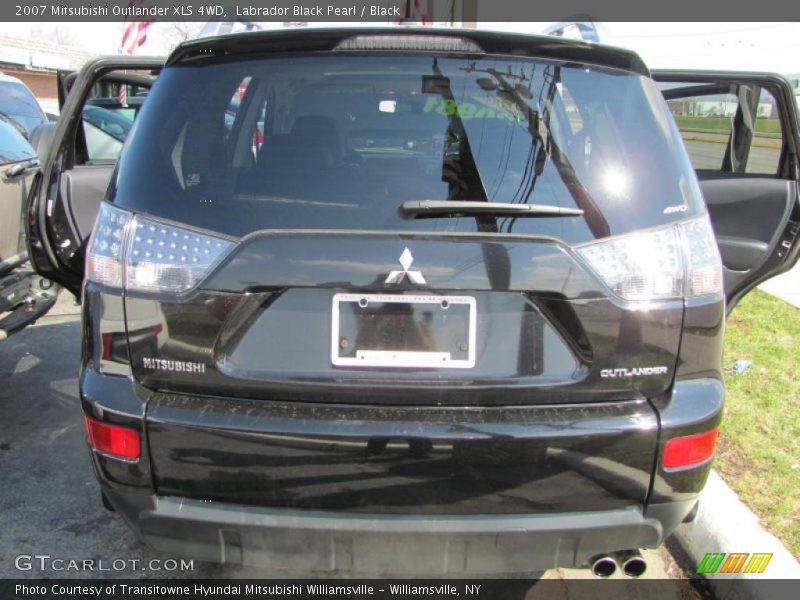 Labrador Black Pearl / Black 2007 Mitsubishi Outlander XLS 4WD
