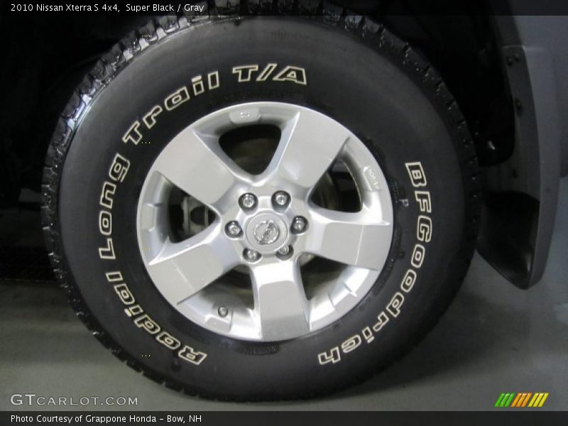  2010 Xterra S 4x4 Wheel