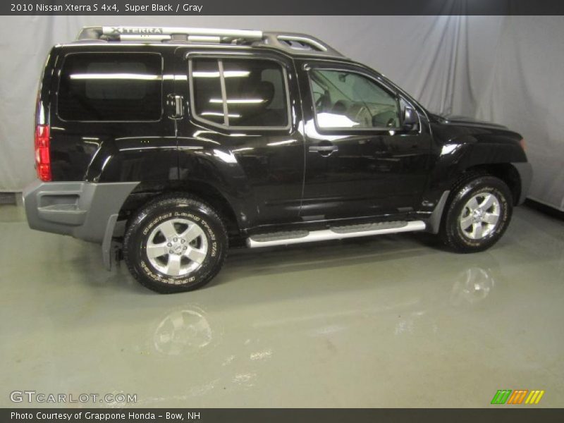 Super Black / Gray 2010 Nissan Xterra S 4x4