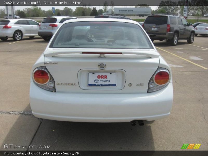 Glacier White Pearl / Frost 2002 Nissan Maxima SE