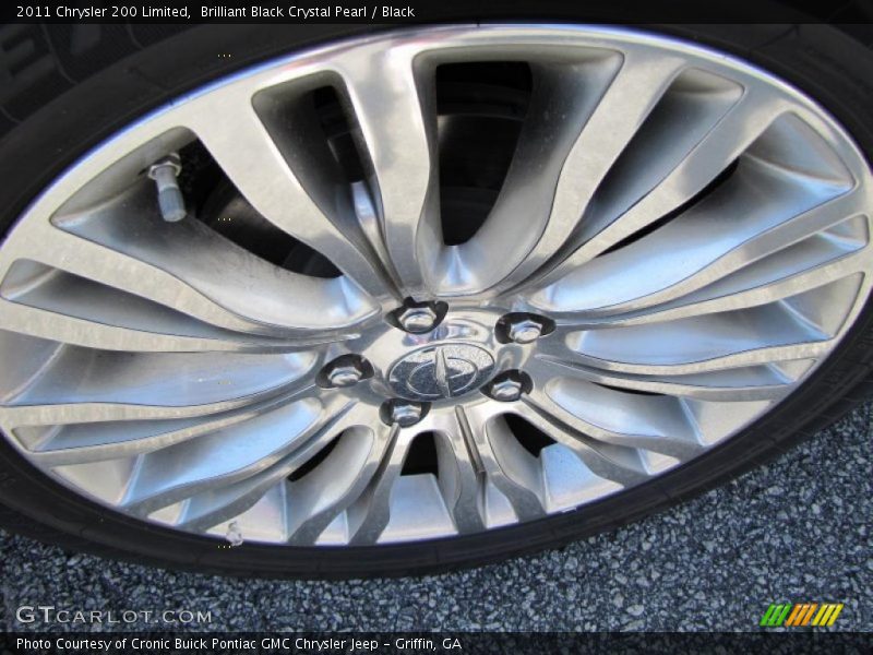 Brilliant Black Crystal Pearl / Black 2011 Chrysler 200 Limited