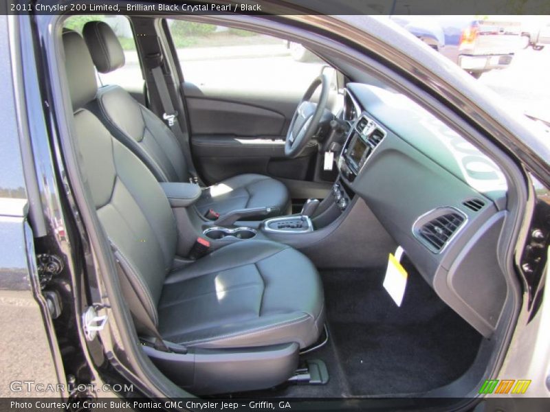 Brilliant Black Crystal Pearl / Black 2011 Chrysler 200 Limited