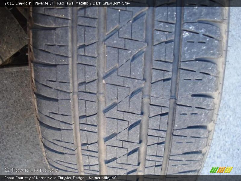 Red Jewel Metallic / Dark Gray/Light Gray 2011 Chevrolet Traverse LT