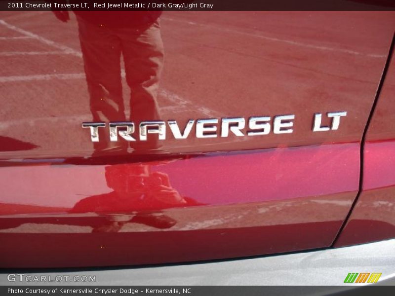 Red Jewel Metallic / Dark Gray/Light Gray 2011 Chevrolet Traverse LT