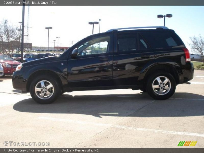 Black Onyx / Tan 2006 Saturn VUE