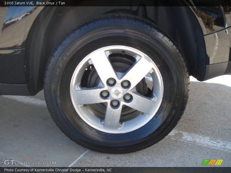 Black Onyx / Tan 2006 Saturn VUE