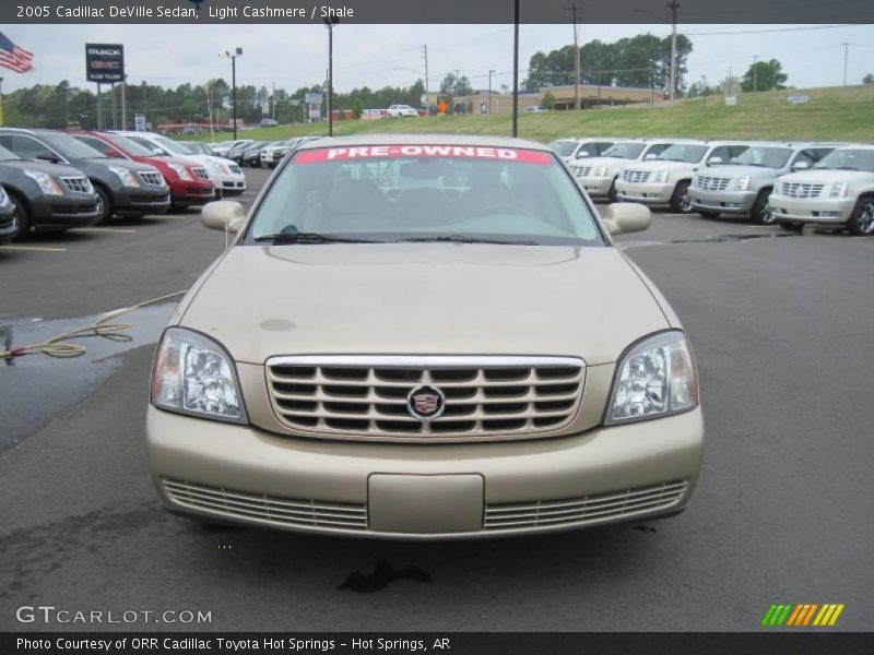 Light Cashmere / Shale 2005 Cadillac DeVille Sedan