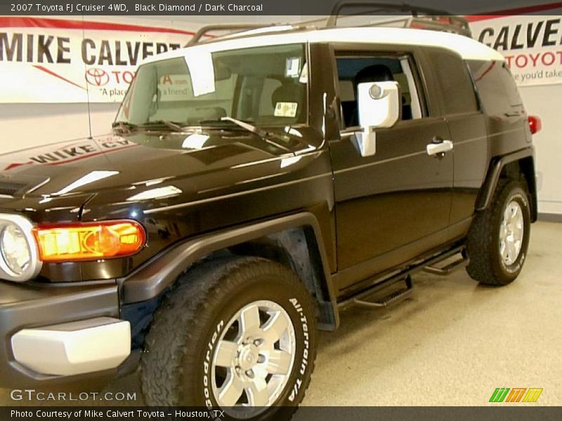 Black Diamond / Dark Charcoal 2007 Toyota FJ Cruiser 4WD
