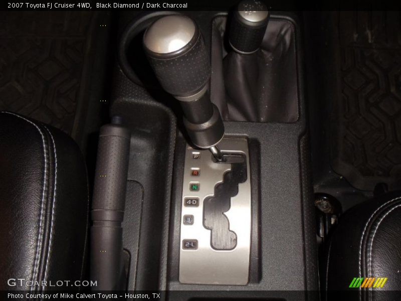 Black Diamond / Dark Charcoal 2007 Toyota FJ Cruiser 4WD