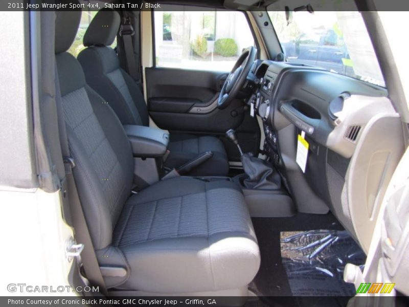 Sahara Tan / Black 2011 Jeep Wrangler Sport 4x4