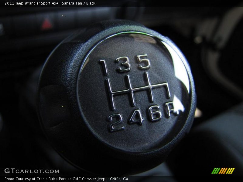 Sahara Tan / Black 2011 Jeep Wrangler Sport 4x4