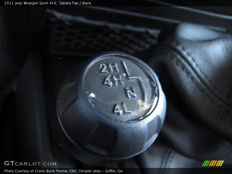Sahara Tan / Black 2011 Jeep Wrangler Sport 4x4
