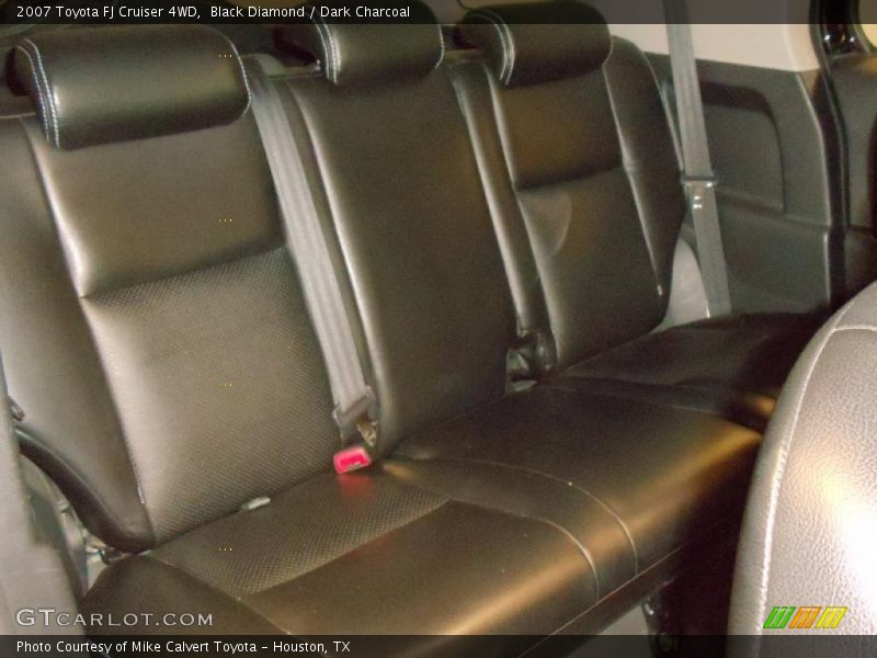 Black Diamond / Dark Charcoal 2007 Toyota FJ Cruiser 4WD