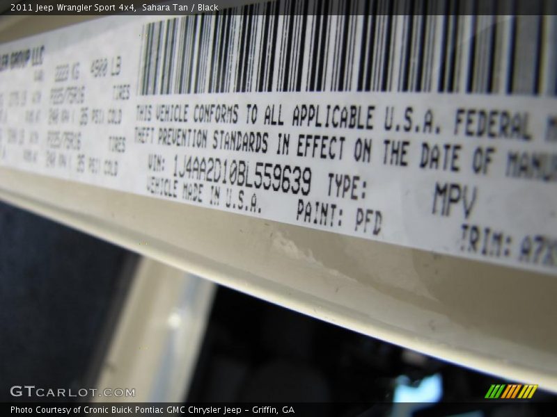 Sahara Tan / Black 2011 Jeep Wrangler Sport 4x4