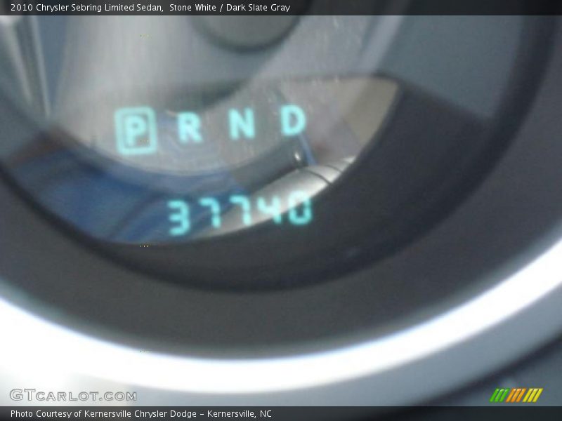 Stone White / Dark Slate Gray 2010 Chrysler Sebring Limited Sedan