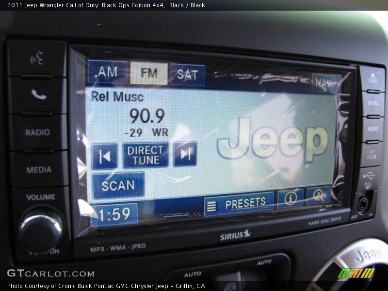 Controls of 2011 Wrangler Call of Duty: Black Ops Edition 4x4