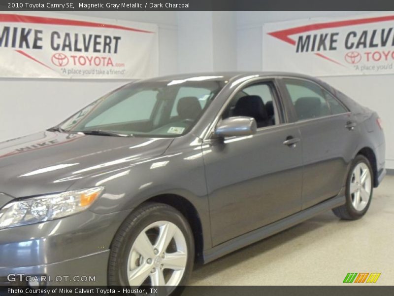 Magnetic Gray Metallic / Dark Charcoal 2010 Toyota Camry SE