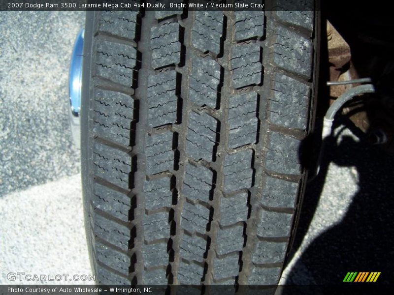 Bright White / Medium Slate Gray 2007 Dodge Ram 3500 Laramie Mega Cab 4x4 Dually