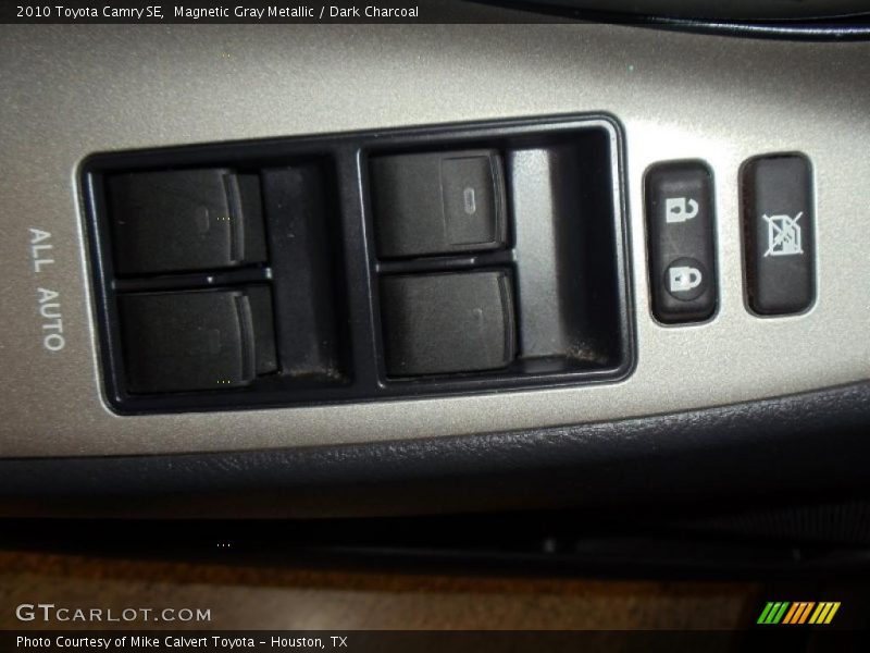 Magnetic Gray Metallic / Dark Charcoal 2010 Toyota Camry SE