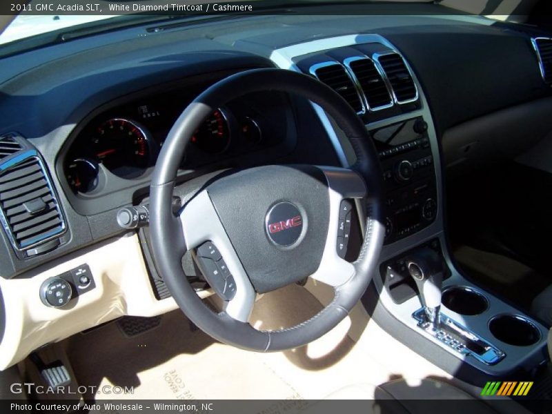 White Diamond Tintcoat / Cashmere 2011 GMC Acadia SLT