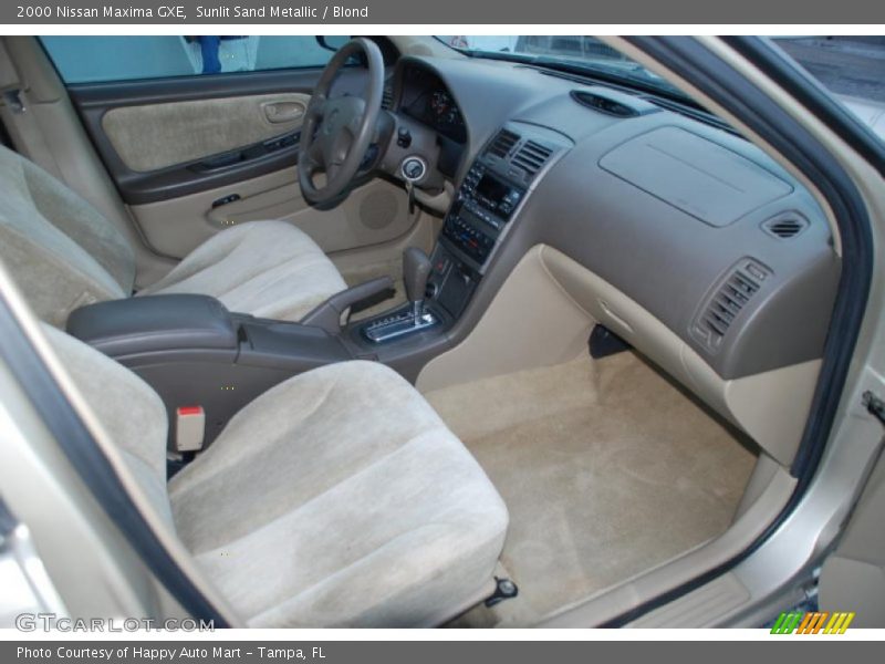 Sunlit Sand Metallic / Blond 2000 Nissan Maxima GXE
