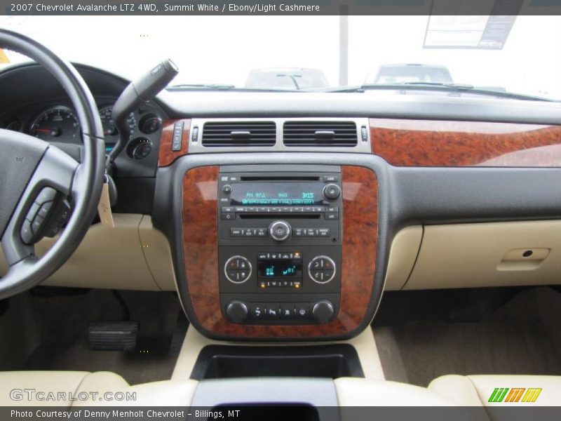 Controls of 2007 Avalanche LTZ 4WD