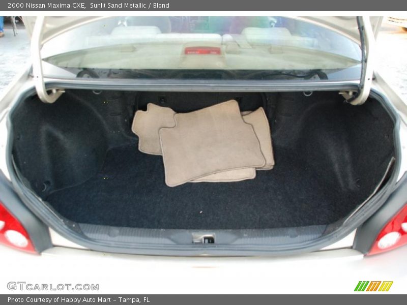 Sunlit Sand Metallic / Blond 2000 Nissan Maxima GXE