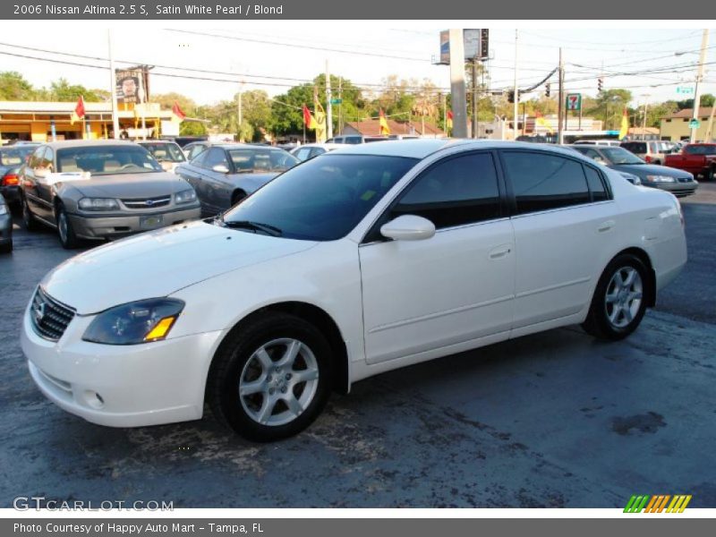 Satin White Pearl / Blond 2006 Nissan Altima 2.5 S
