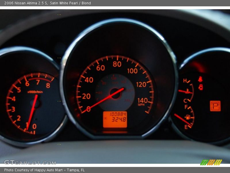 Satin White Pearl / Blond 2006 Nissan Altima 2.5 S