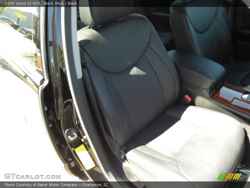 Black Onyx / Black 2006 Lexus LS 430