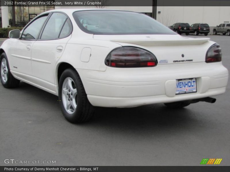 Ivory White / Graphite 2002 Pontiac Grand Prix SE Sedan