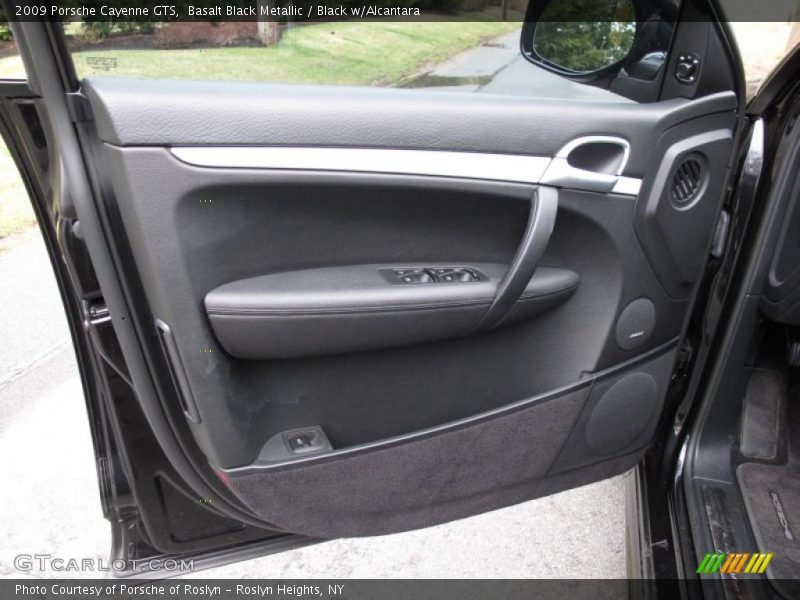 Door Panel of 2009 Cayenne GTS