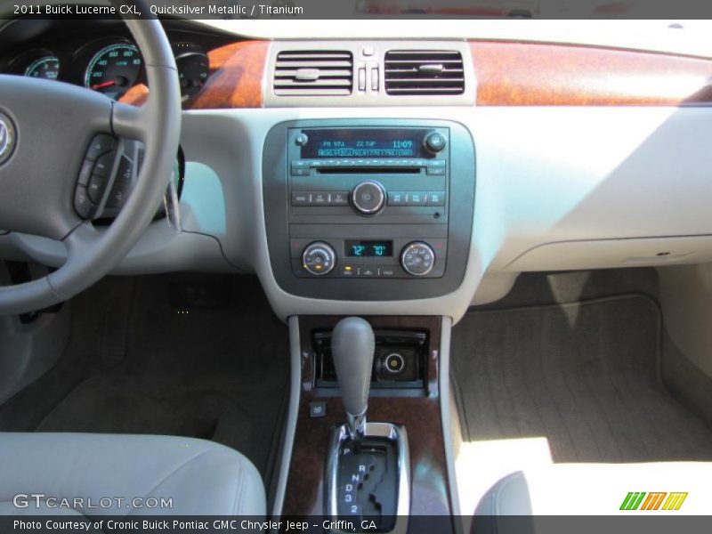 Quicksilver Metallic / Titanium 2011 Buick Lucerne CXL