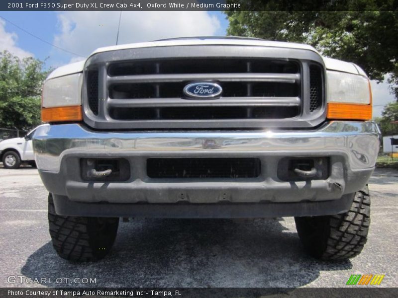 Oxford White / Medium Graphite 2001 Ford F350 Super Duty XL Crew Cab 4x4