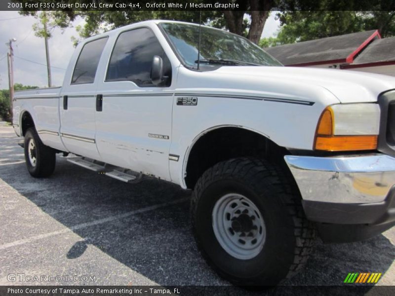 Oxford White / Medium Graphite 2001 Ford F350 Super Duty XL Crew Cab 4x4