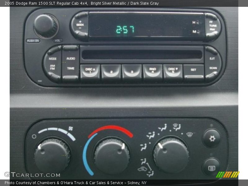 Bright Silver Metallic / Dark Slate Gray 2005 Dodge Ram 1500 SLT Regular Cab 4x4