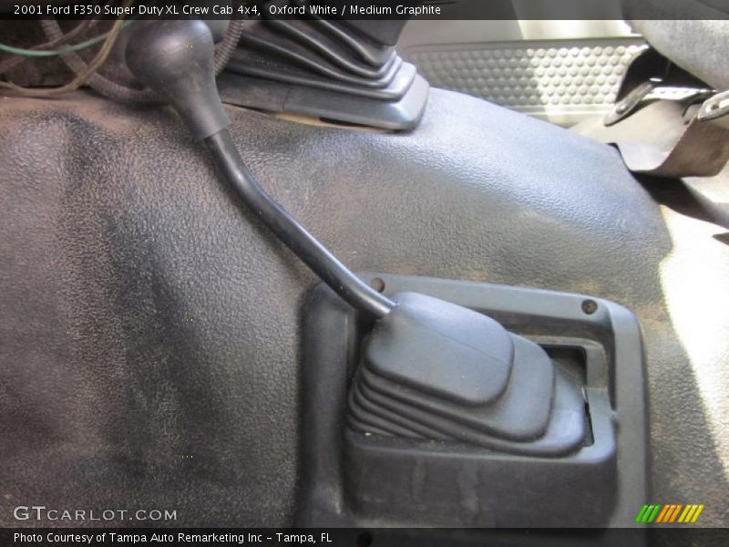 Oxford White / Medium Graphite 2001 Ford F350 Super Duty XL Crew Cab 4x4