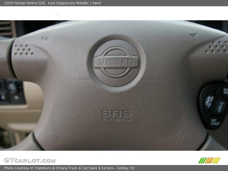 Iced Cuppuccino Metallic / Sand 2000 Nissan Sentra GXE