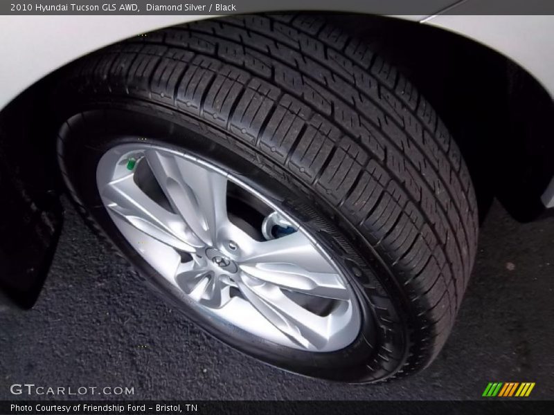 Diamond Silver / Black 2010 Hyundai Tucson GLS AWD