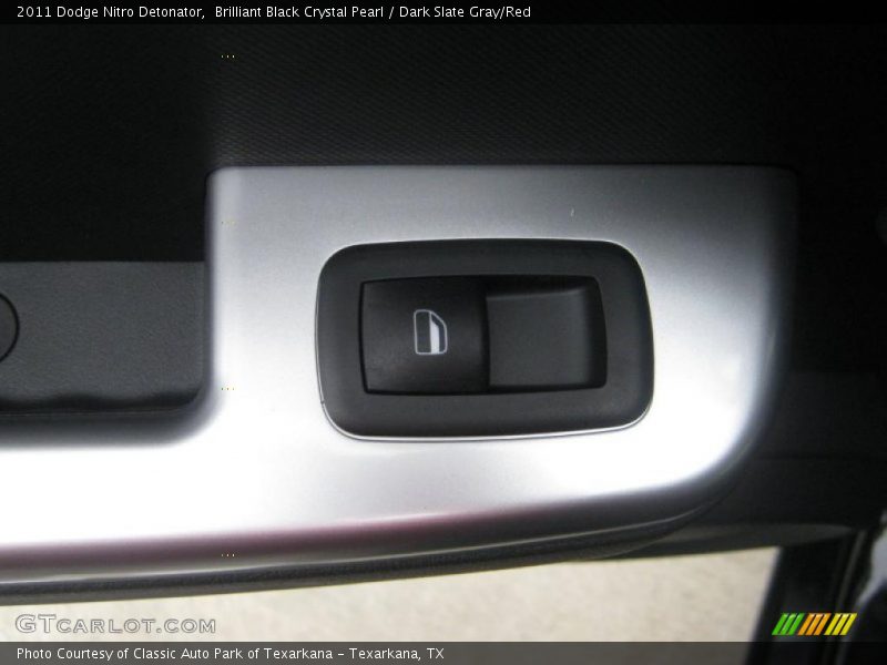 Brilliant Black Crystal Pearl / Dark Slate Gray/Red 2011 Dodge Nitro Detonator