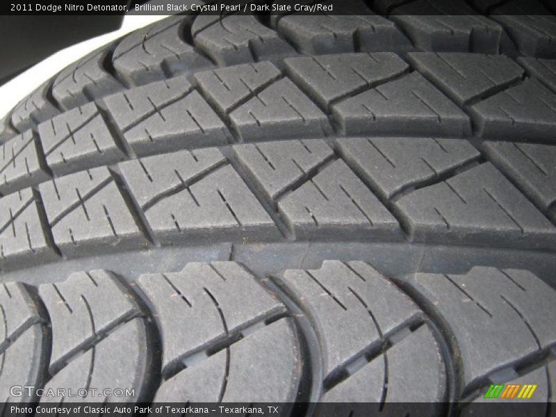 Brilliant Black Crystal Pearl / Dark Slate Gray/Red 2011 Dodge Nitro Detonator